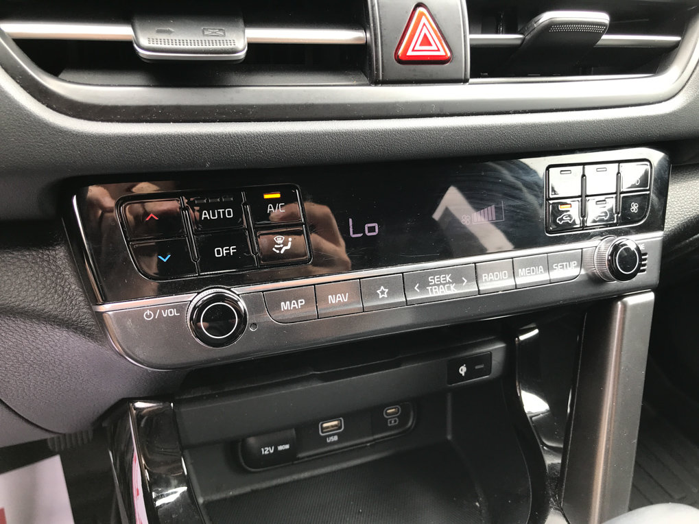 Used 2024 Kia Seltos EX FWD image 20