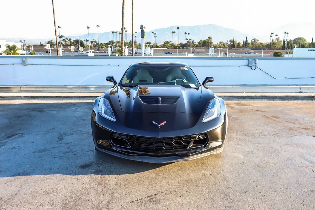 Used 2019 Chevrolet Corvette Z06 RWD image 3