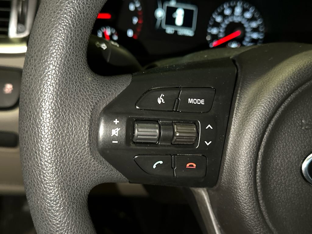 Used 2017 Kia Sorento LX image 23