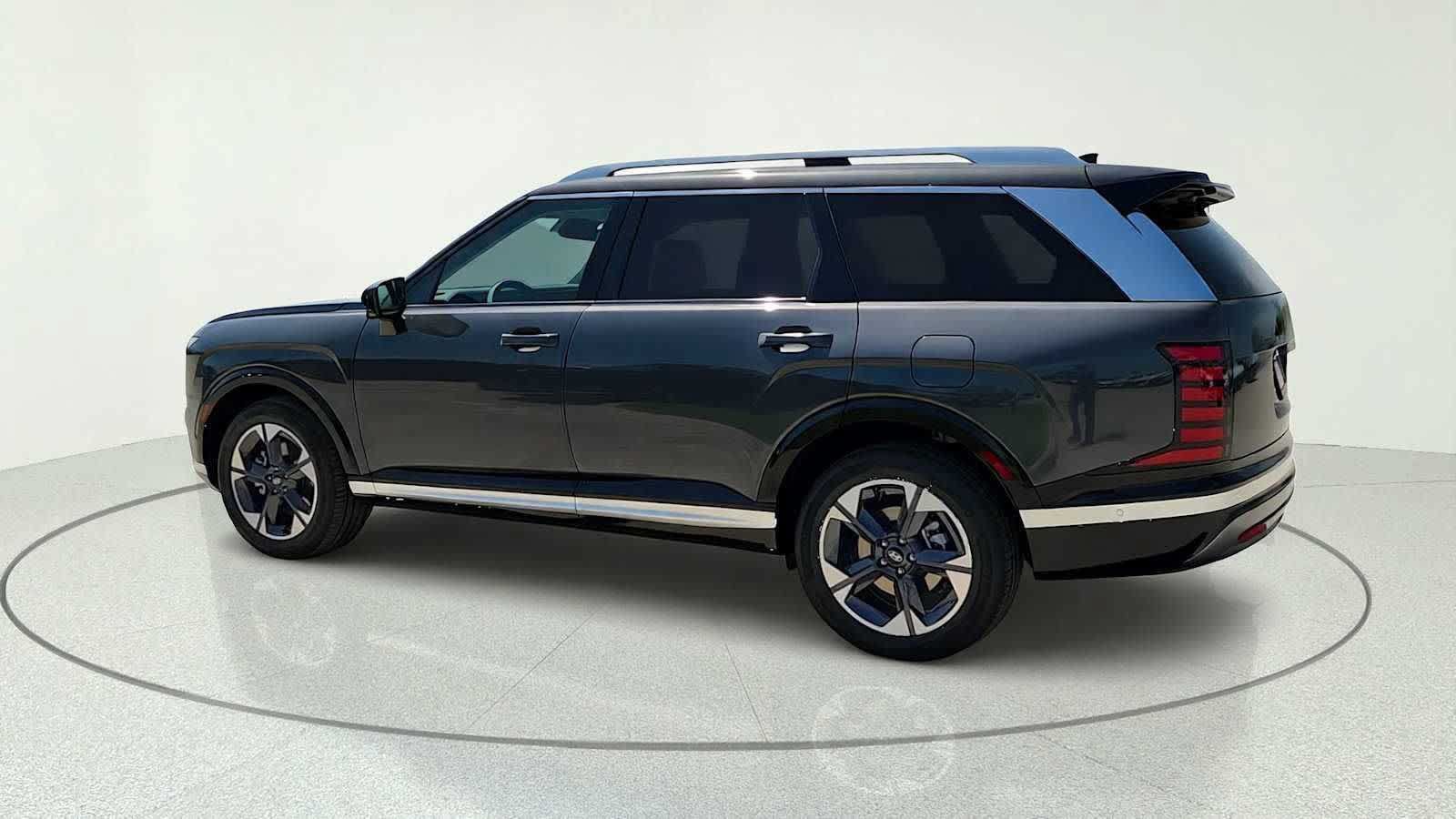 New 2026 Hyundai Palisade Limited FWD image 5