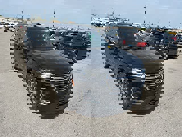 Used 2023 Chevrolet Traverse LT w/ LT Premium Package AWD/4WD image 18