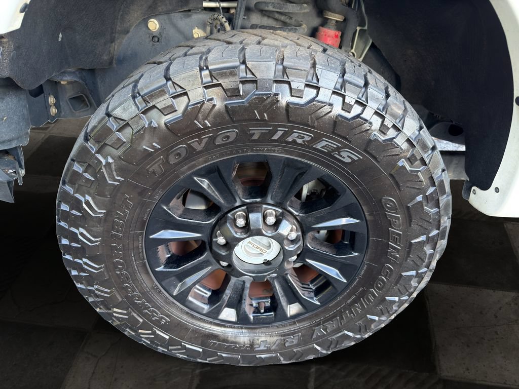 Used 2022 Ford F250 Lariat w/ Tremor Off-Road Package AWD/4WD image 9