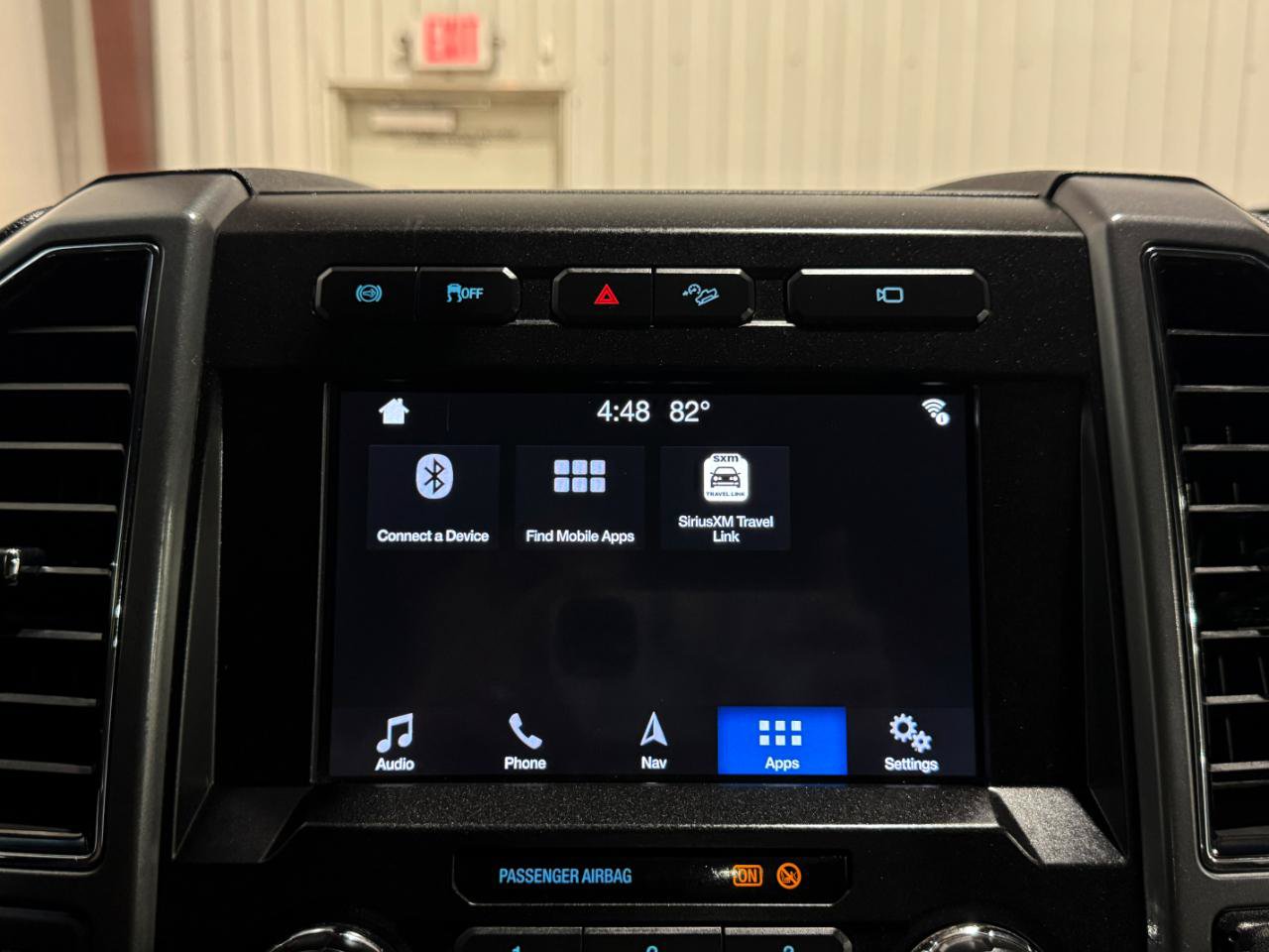 Used 2019 Ford F350 XLT w/ XLT Premium Package AWD/4WD image 40