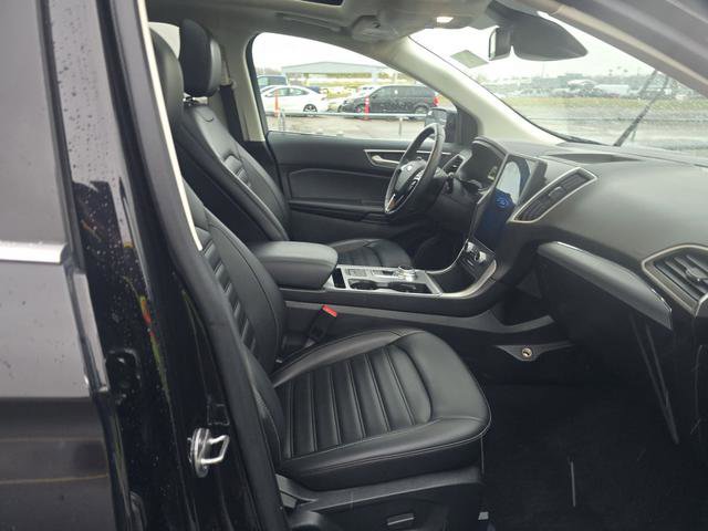 Used 2022 Ford Edge SEL w/ Convenience Package image 13