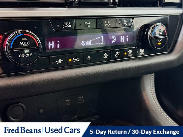Used 2022 Nissan Pathfinder Platinum w/ Cargo Package image 18