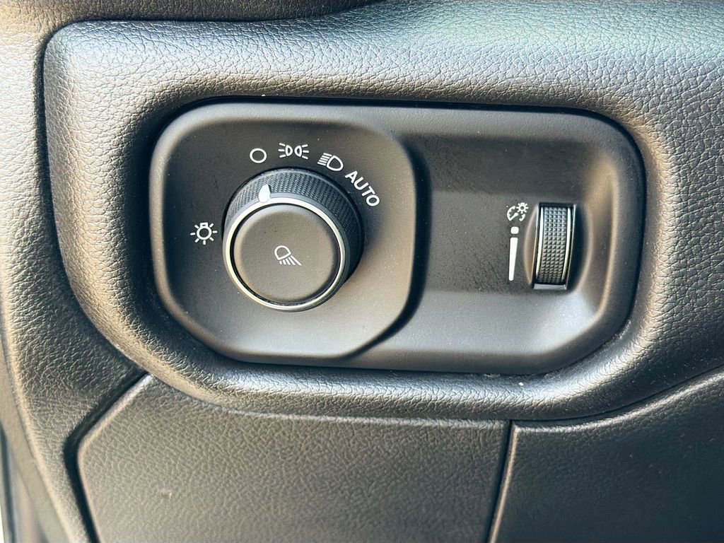 Used 2022 RAM 2500 Big Horn image 30