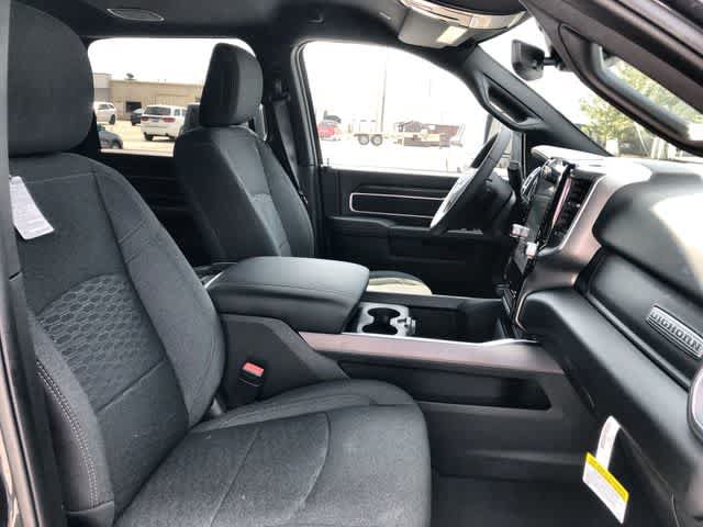 New 2026 RAM 3500 Big Horn AWD/4WD image 18