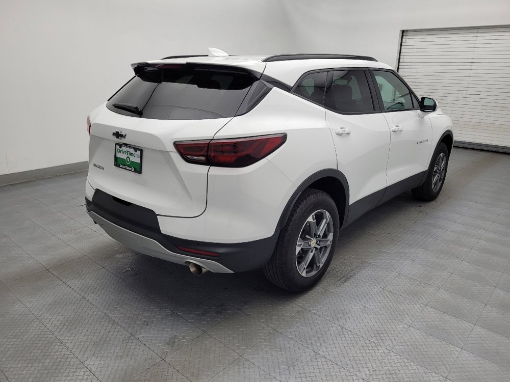 Used 2024 Chevrolet Blazer LT w/ Convenience Package FWD image 9