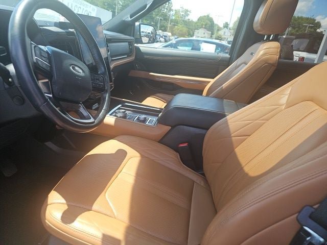 Used 2023 Ford Expedition Max Platinum AWD/4WD image 13