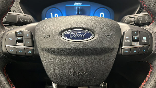 Used 2024 Ford Escape ST-Line Select w/ Tech Pack #2 AWD/4WD image 15