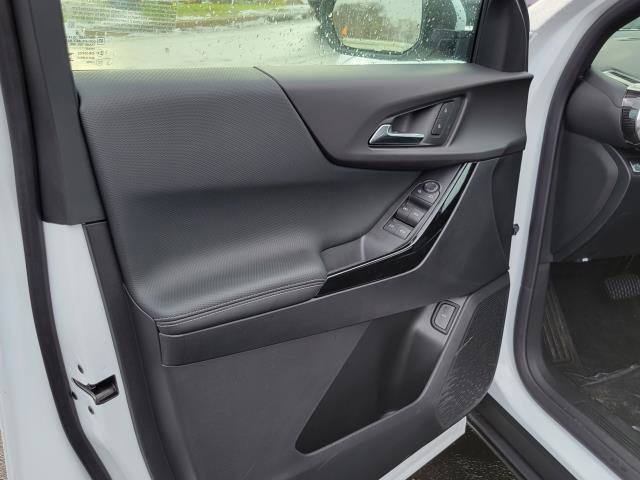 New 2026 Chevrolet Equinox LT w/ Convenience Package II image 6