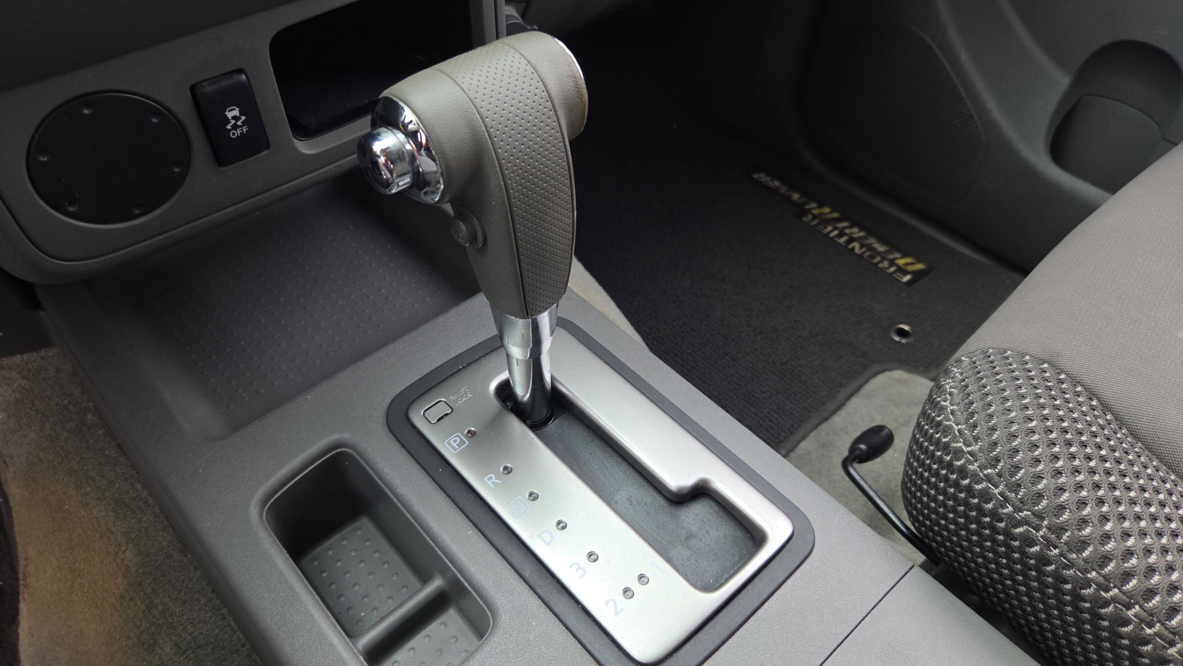 Used 2015 Nissan Frontier Desert Runner RWD image 20