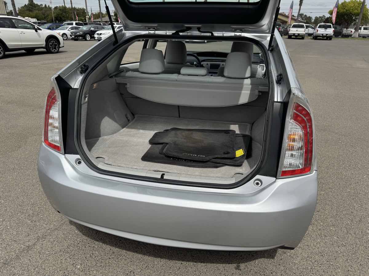Used 2013 Toyota Prius Two FWD image 18