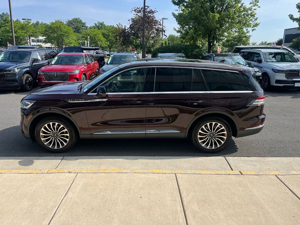 Certified 2023 Lincoln Aviator Reserve w/ Equipment Group 201A AWD/4WD image 6
