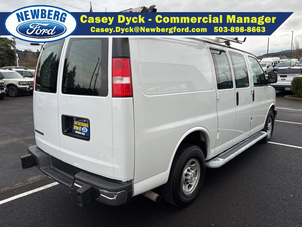 Used 2018 Chevrolet Express 2500 w/ Driver Convenience Package image 8