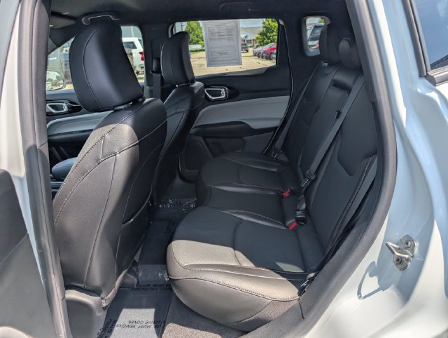Used 2023 Jeep Compass Limited AWD/4WD image 21