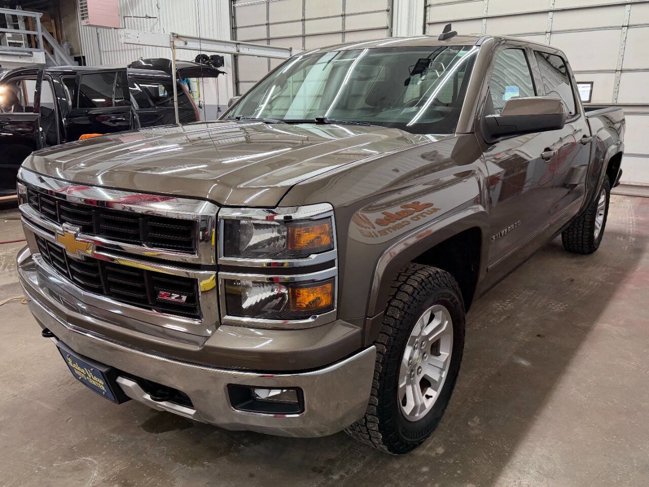 Used 2015 Chevrolet Silverado 1500 LT w/ All Star Edition AWD/4WD image 4