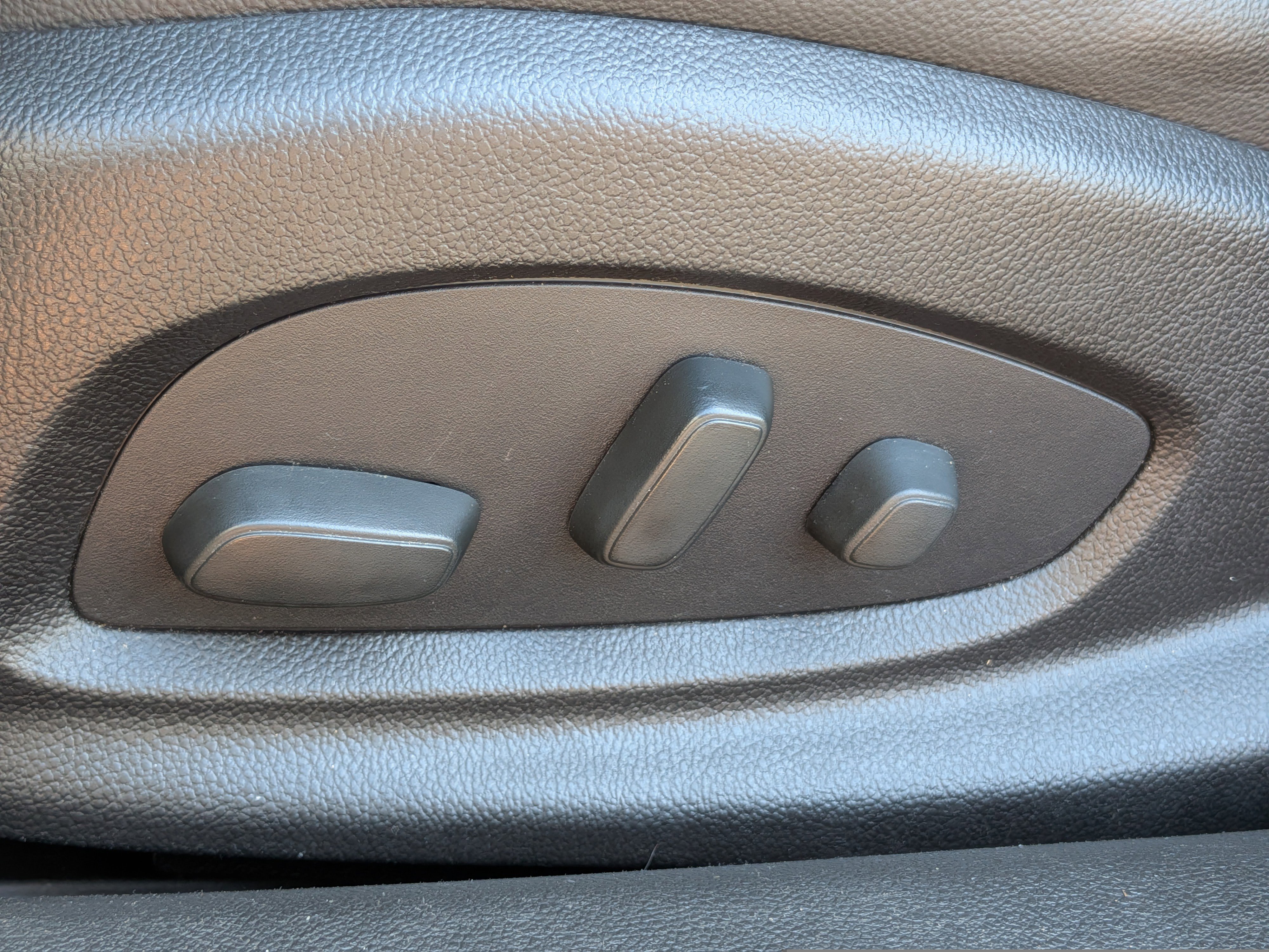 Certified 2018 Chevrolet Impala Premier w/ Premier Confidence Package image 19