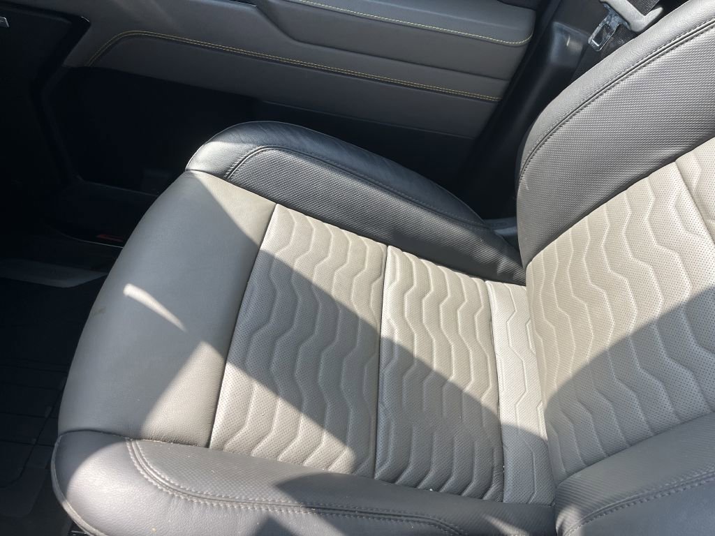 Used 2024 Chevrolet Silverado 2500 ZR2 w/ Technology Package image 36