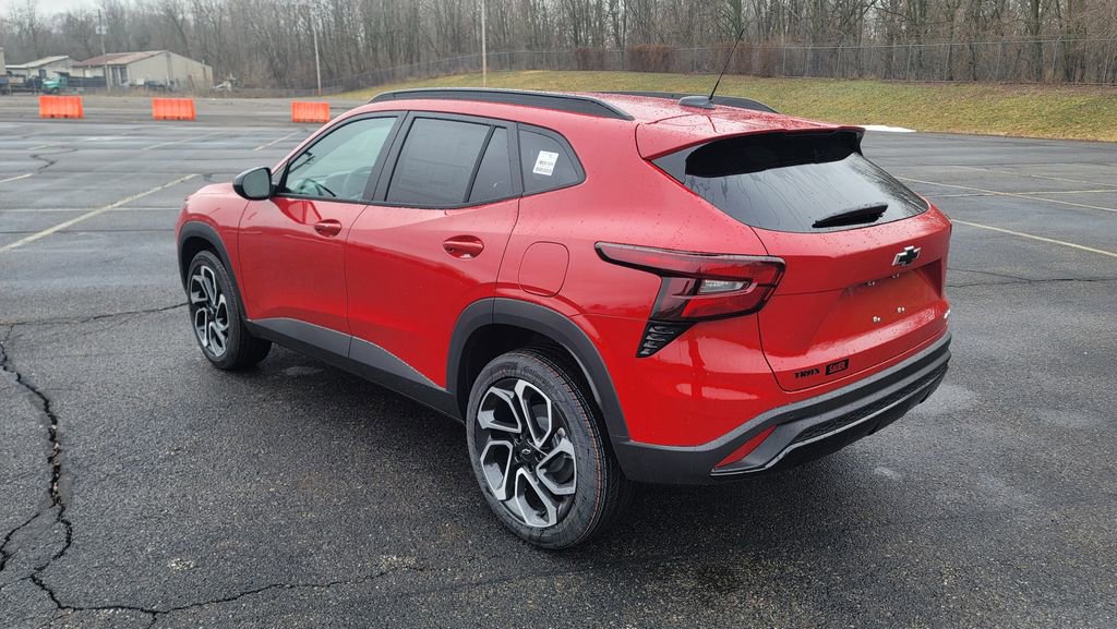 New 2026 Chevrolet Trax RS image 9