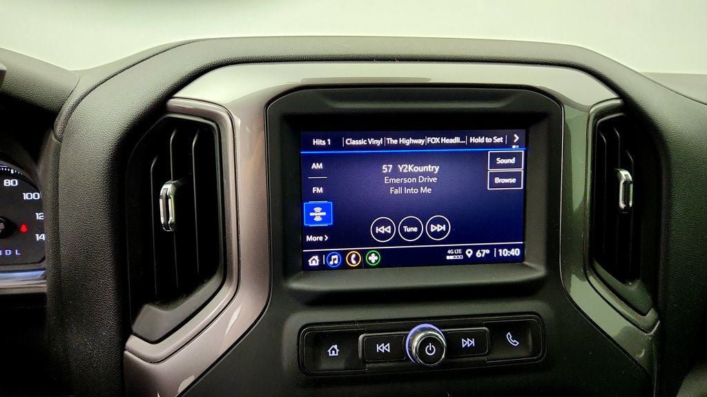 Used 2023 Chevrolet Silverado 1500 Custom Trail Boss w/ LPO, Dark Essentials Package AWD/4WD image 18