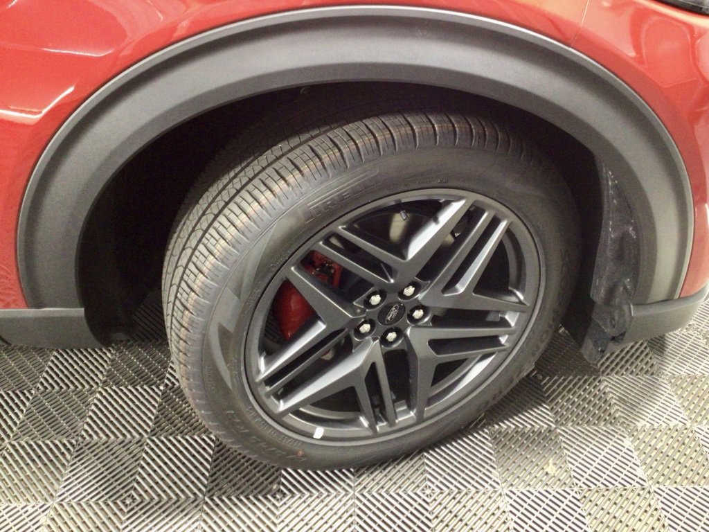 New 2025 Ford Explorer ST-Line w/ Premium Package image 37