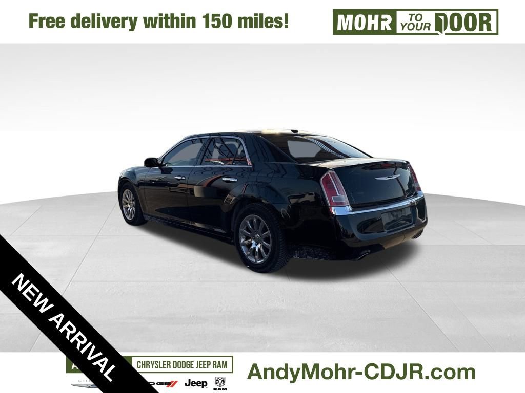 Used 2013 Chrysler 300 C image 5