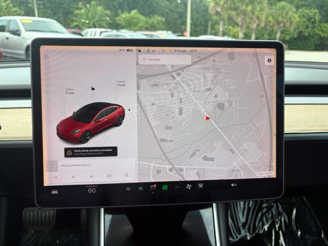 Used 2018 Tesla Model 3 Mid Range RWD image 18