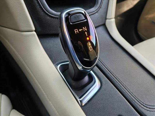 Used 2018 Cadillac XT5 Luxury image 15