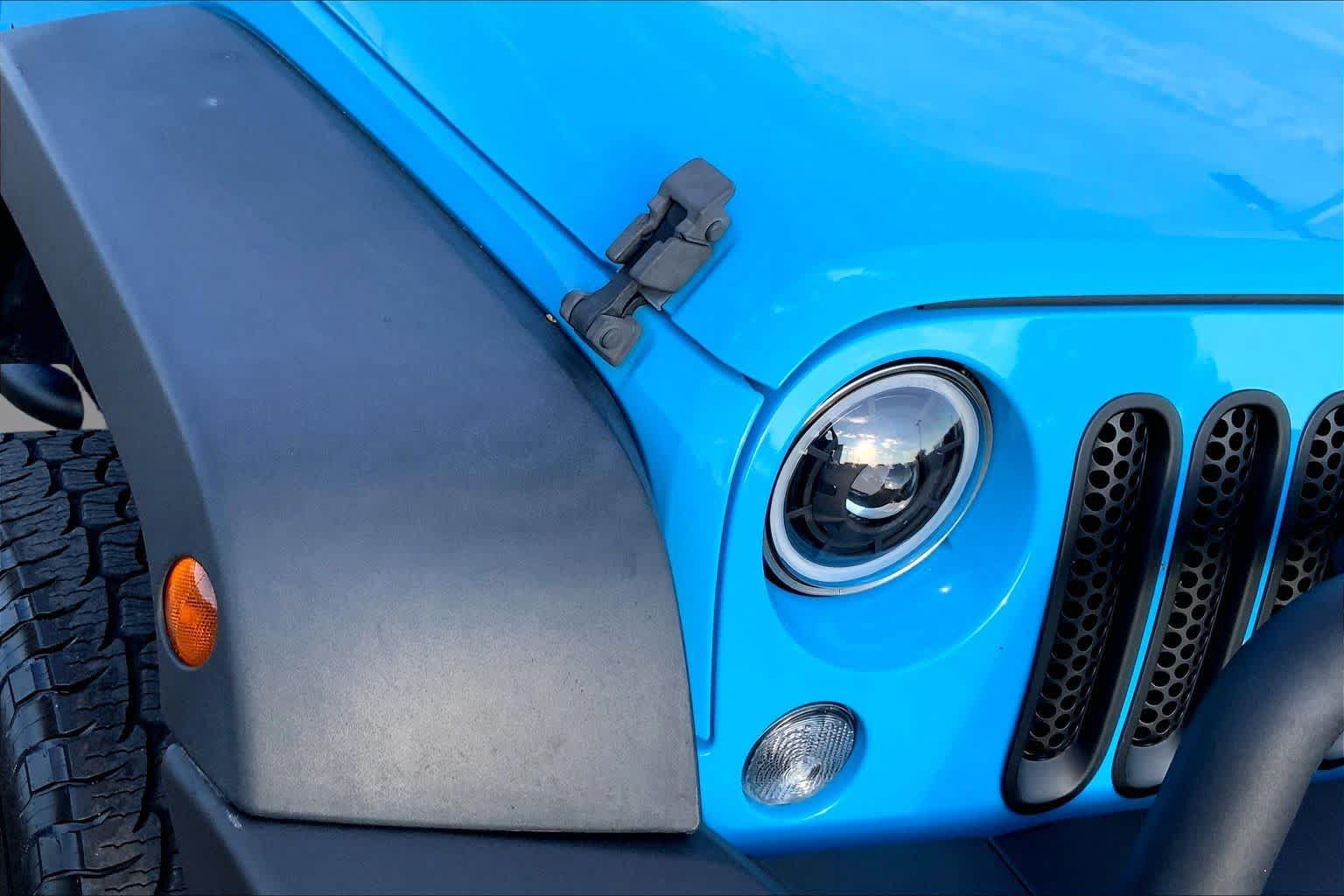 Used 2017 Jeep Wrangler Sport w/ Quick Order Package 23S AWD/4WD image 25