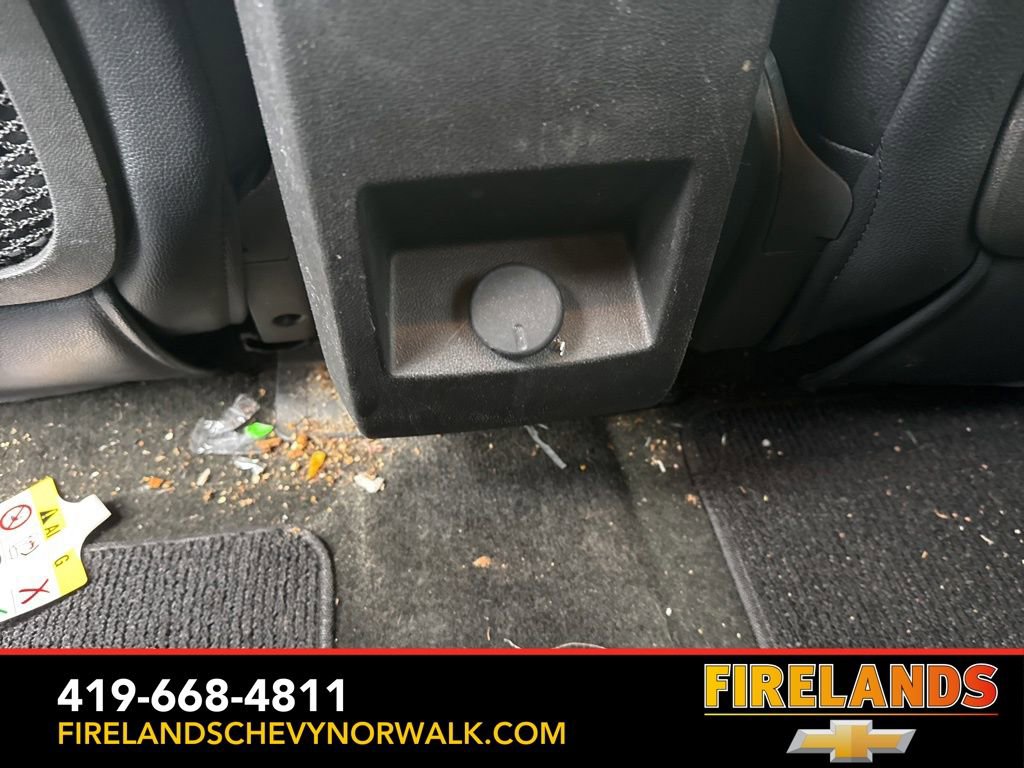 Used 2017 Chevrolet Equinox LT w/ Convenience Package image 24