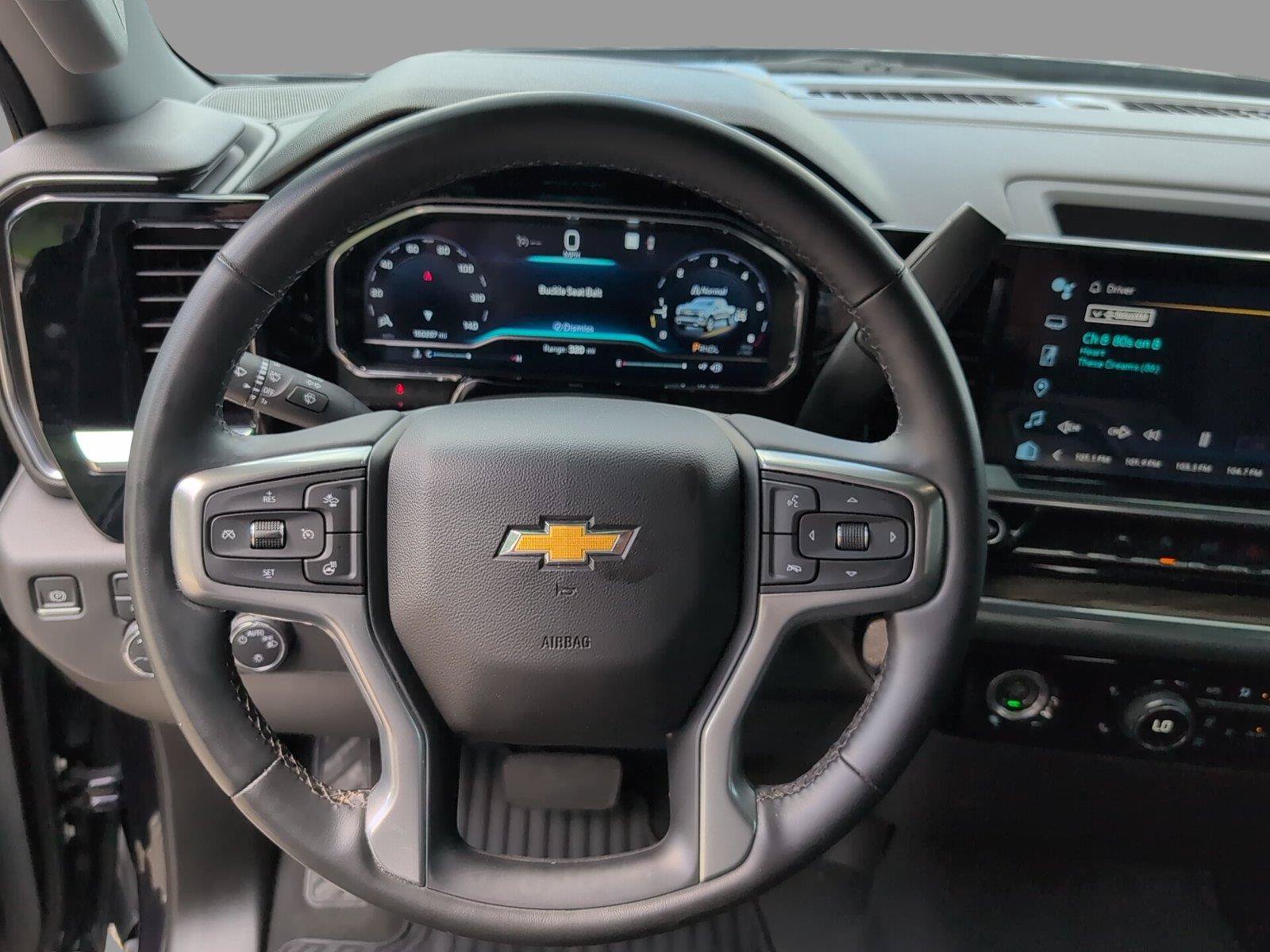 Used 2023 Chevrolet Silverado 1500 LT AWD/4WD image 30