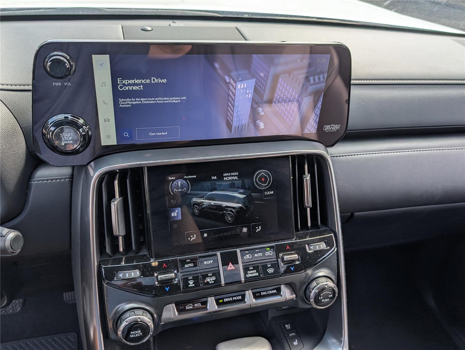 Used 2023 Lexus LX 600 4WD w/ Interior Upgrade Package image 33