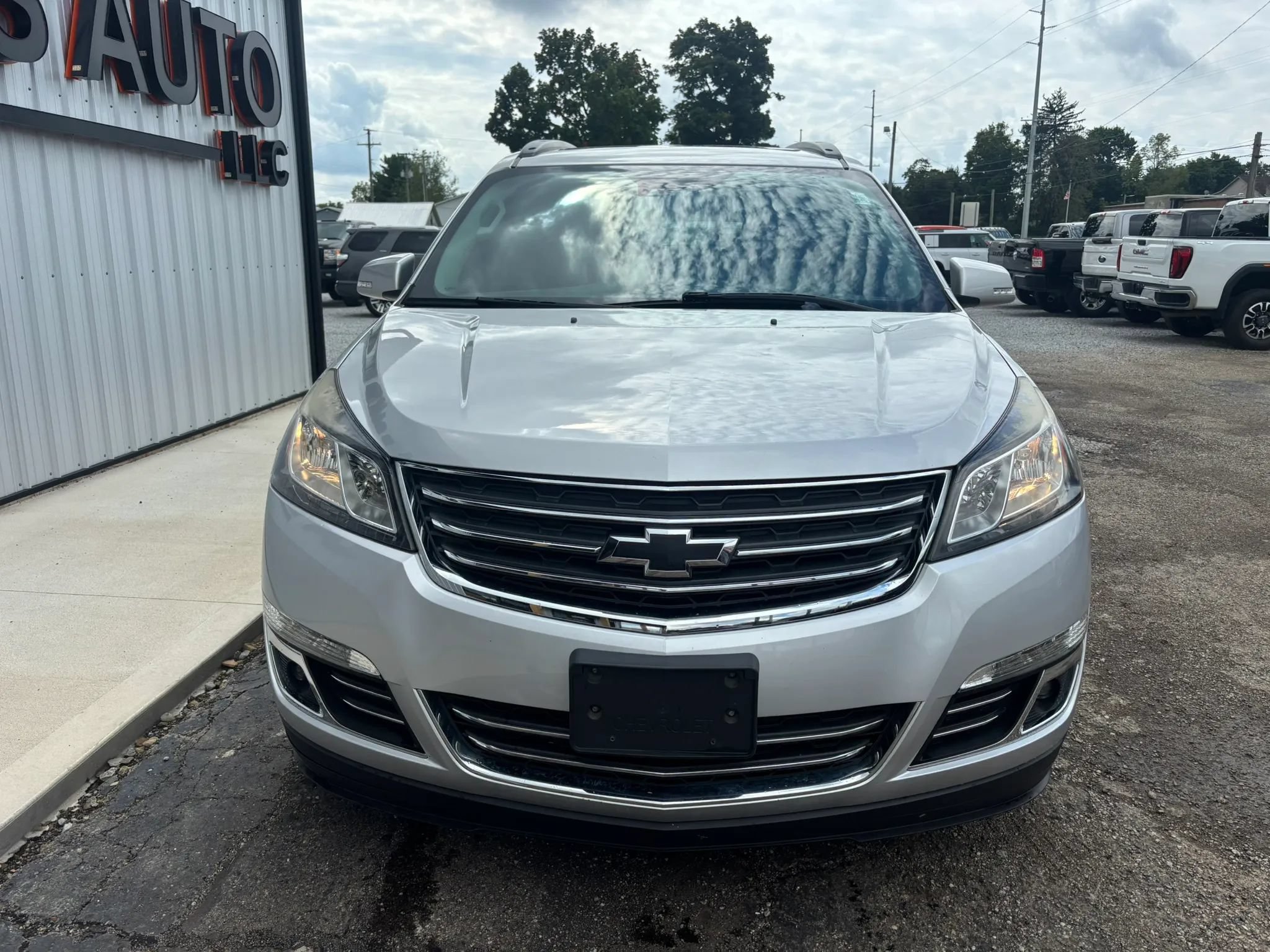 Used 2017 Chevrolet Traverse Premier AWD/4WD image 13