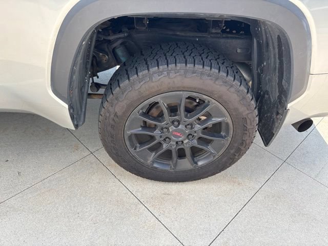 Used 2022 Toyota Tundra Limited w/ TRD Off-Road Package AWD/4WD image 11