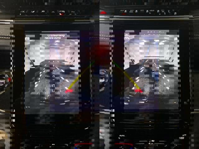 Used 2024 Jeep Grand Cherokee Laredo image 14