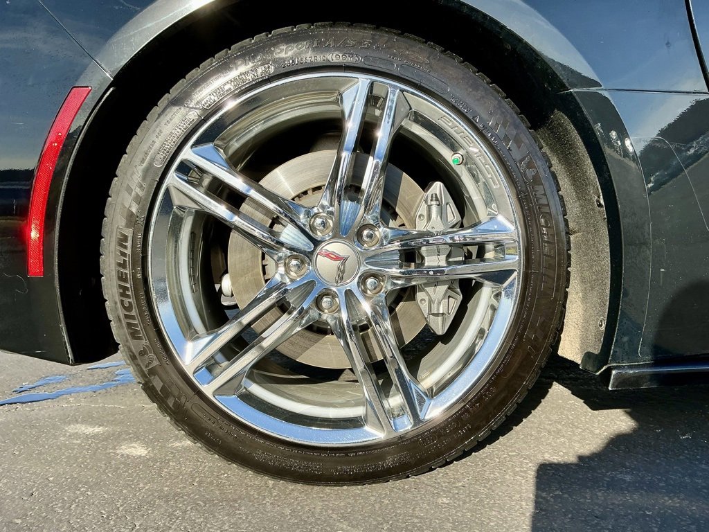 Used 2017 Chevrolet Corvette Stingray Convertible w/ 3LT Preferred Equipment Group image 25