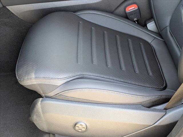 New 2026 Mercedes-Benz GLC 300 image 4