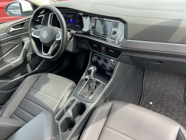 Used 2023 Volkswagen Jetta SE FWD image 24