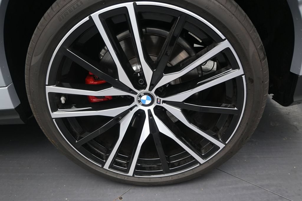 Used 2026 BMW X6 M60i AWD/4WD image 10
