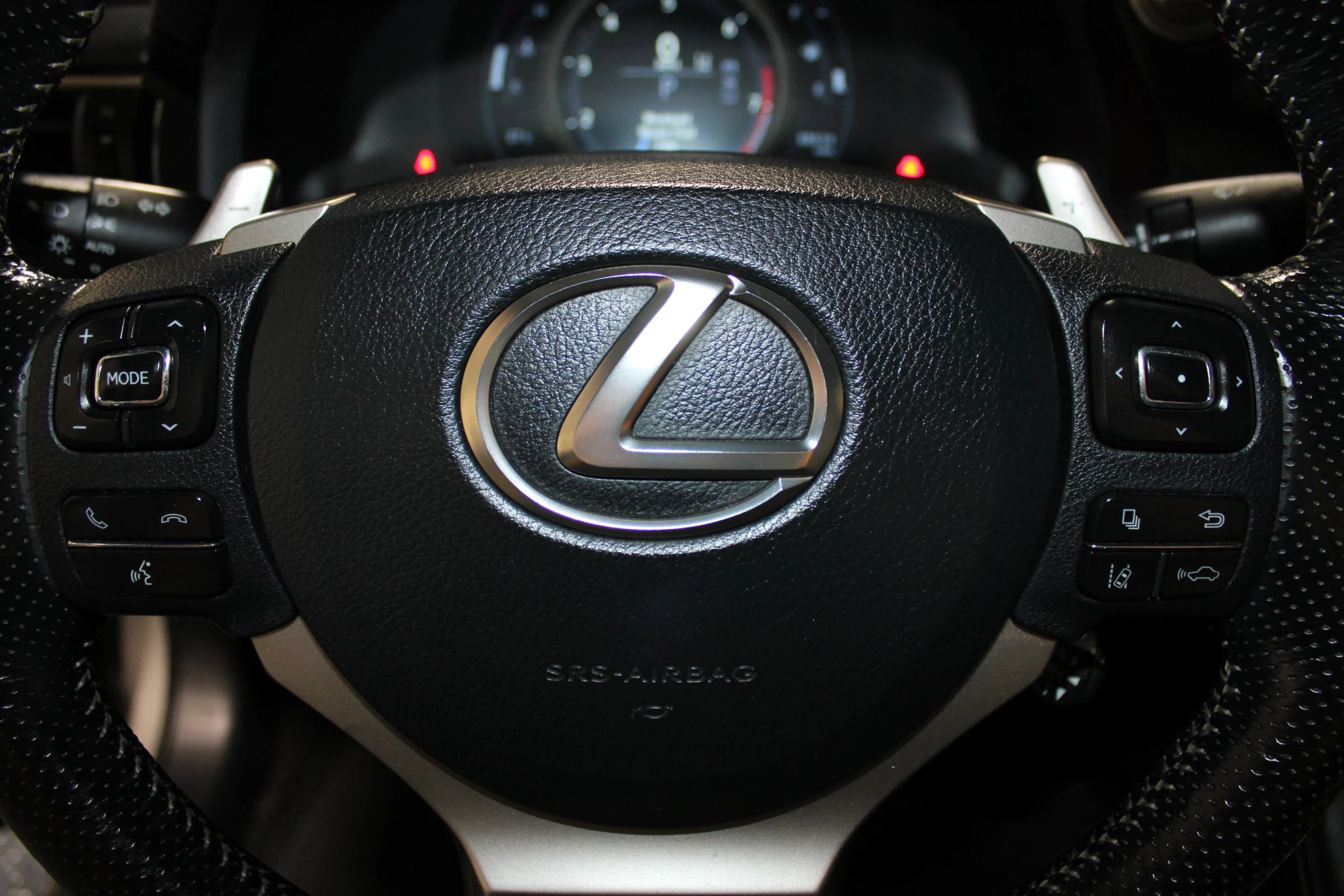 Used 2017 Lexus IS 350 AWD image 23