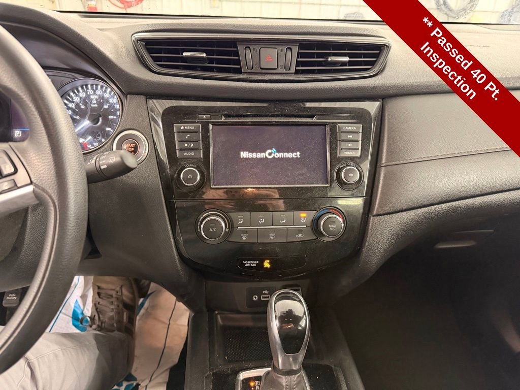 Used 2020 Nissan Rogue SV image 10