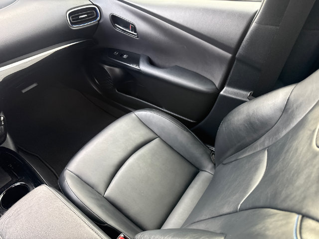 Used 2018 Toyota Prius Four Touring FWD image 14