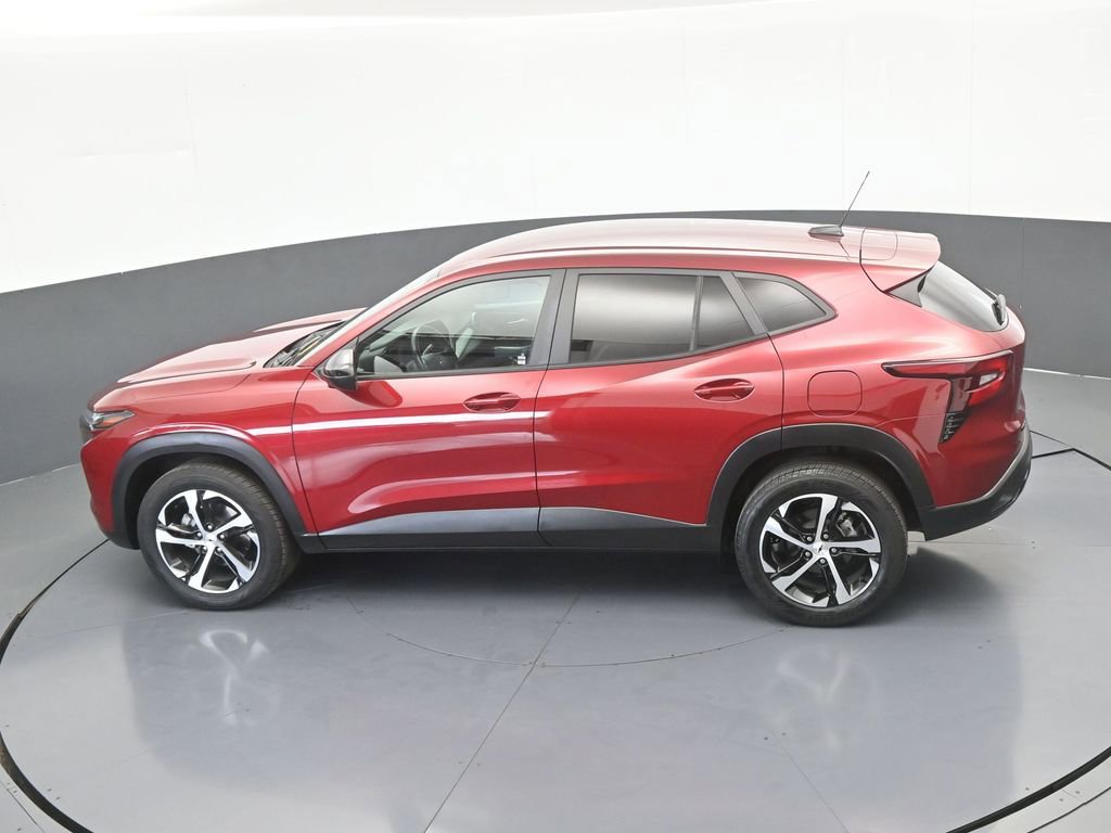 Used 2024 Chevrolet Trax RS w/ Driver Confidence Package FWD image 44