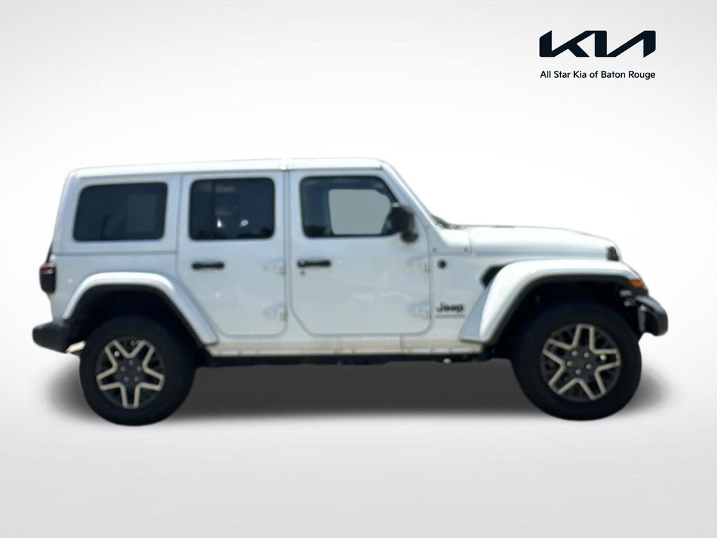 Used 2025 Jeep Wrangler Unlimited Sahara AWD/4WD image 1