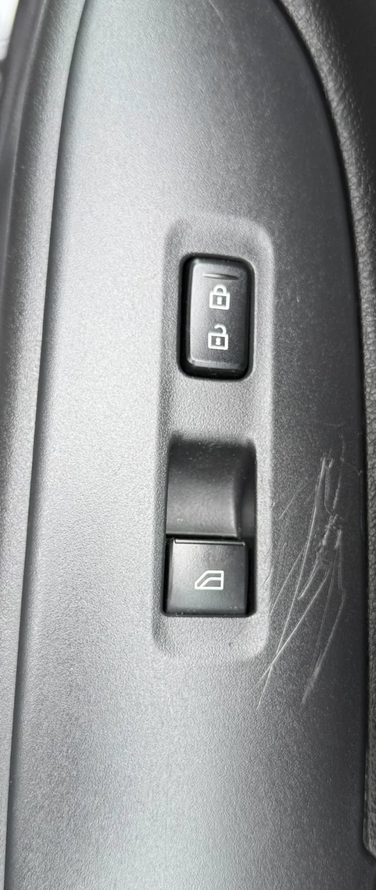 Used 2020 Mitsubishi Outlander ES AWD/4WD image 36
