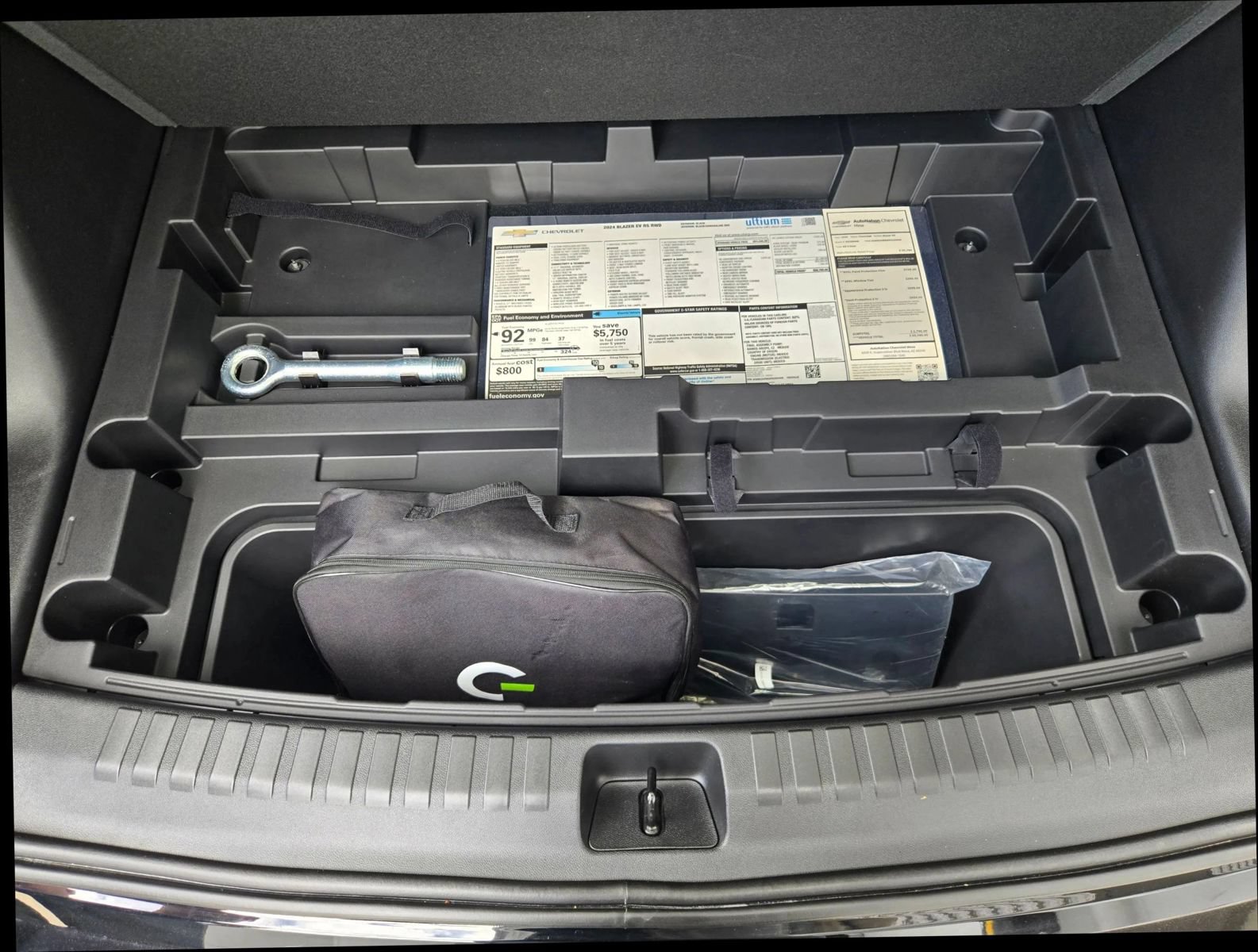 Used 2024 Chevrolet Blazer EV RS RWD image 33