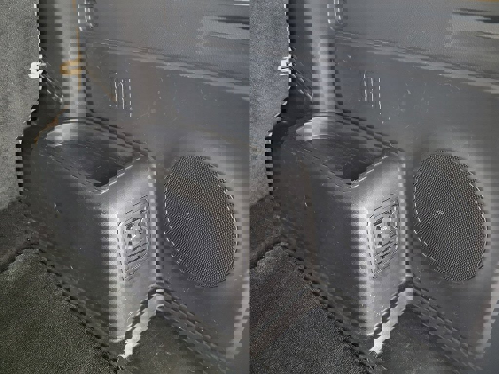 Used 2014 Toyota 4Runner Limited image 30