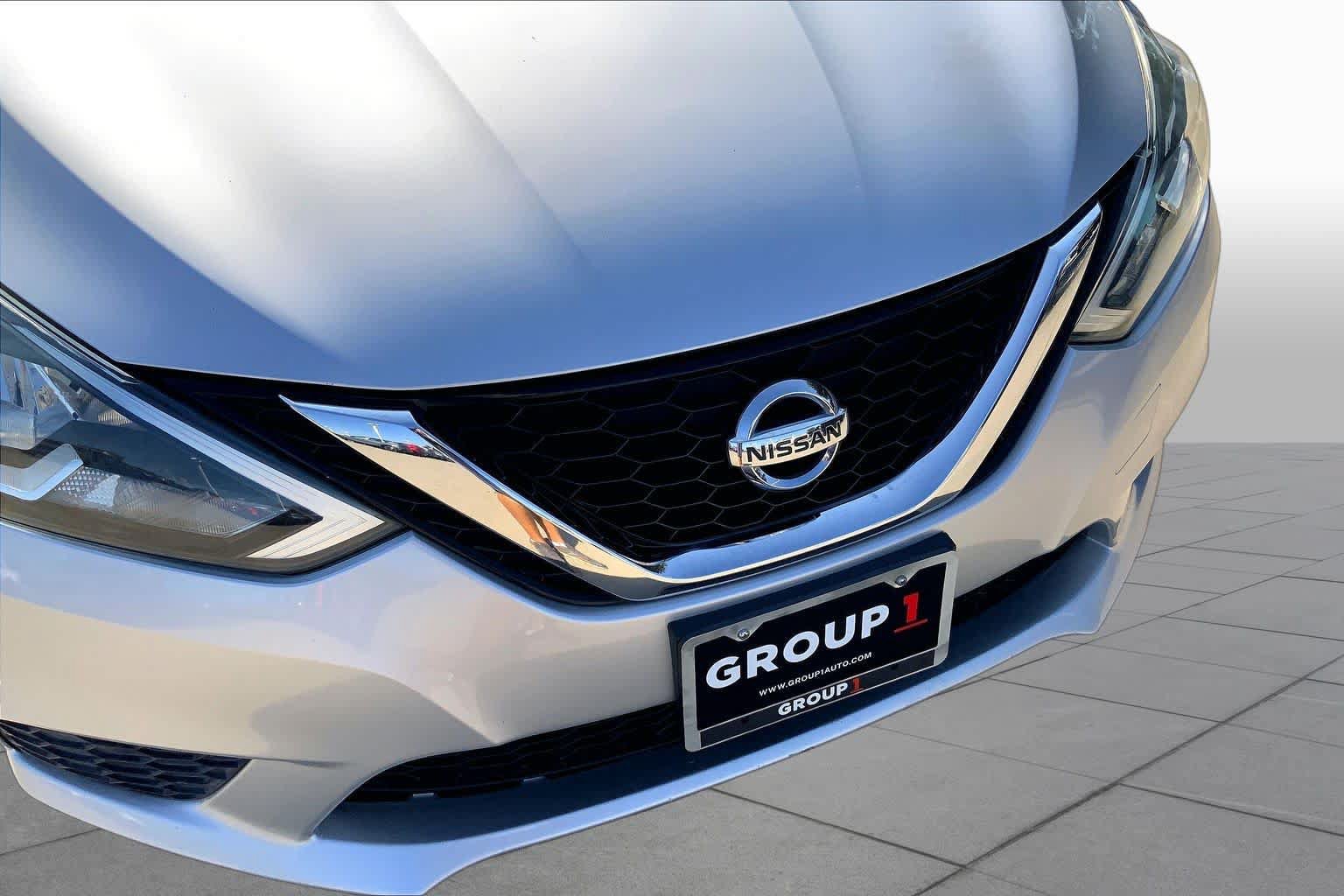 Used 2016 Nissan Sentra SV FWD image 30