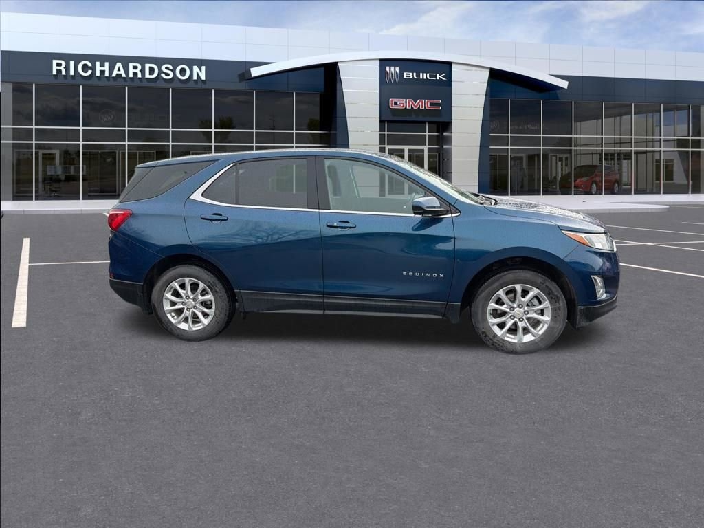 Used 2020 Chevrolet Equinox LT w/ Driver Convenience Package image 7